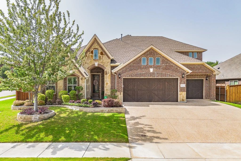 5112 Windstone Drive, Fort Worth