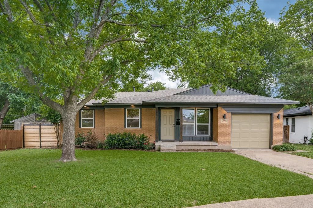 205 Joe White Street, Rockwall