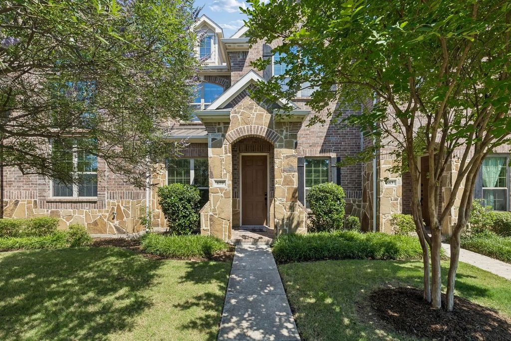 659 Emily Lane, Richardson