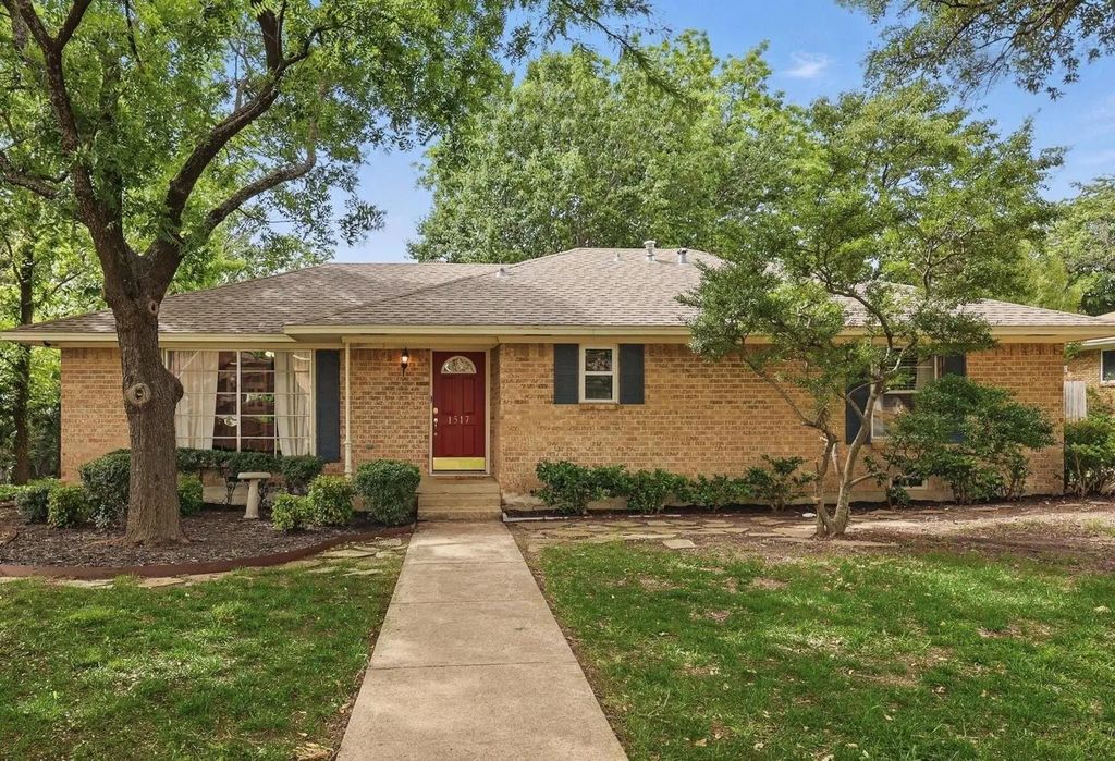 1517 Dakota Drive, Garland
