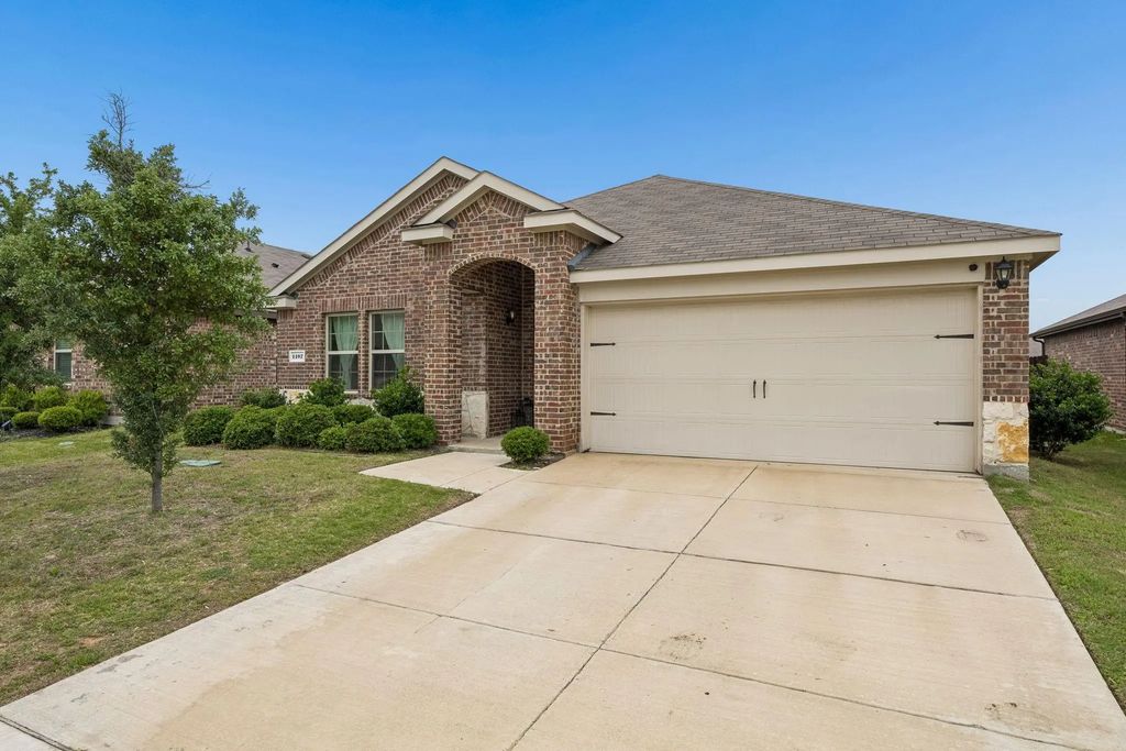 1107 Ringgold Road, Forney