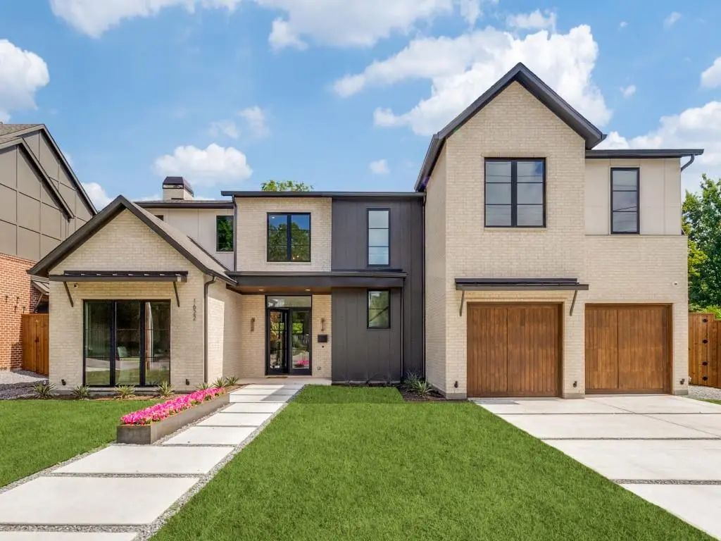 1622 Old Gate Lane, Dallas