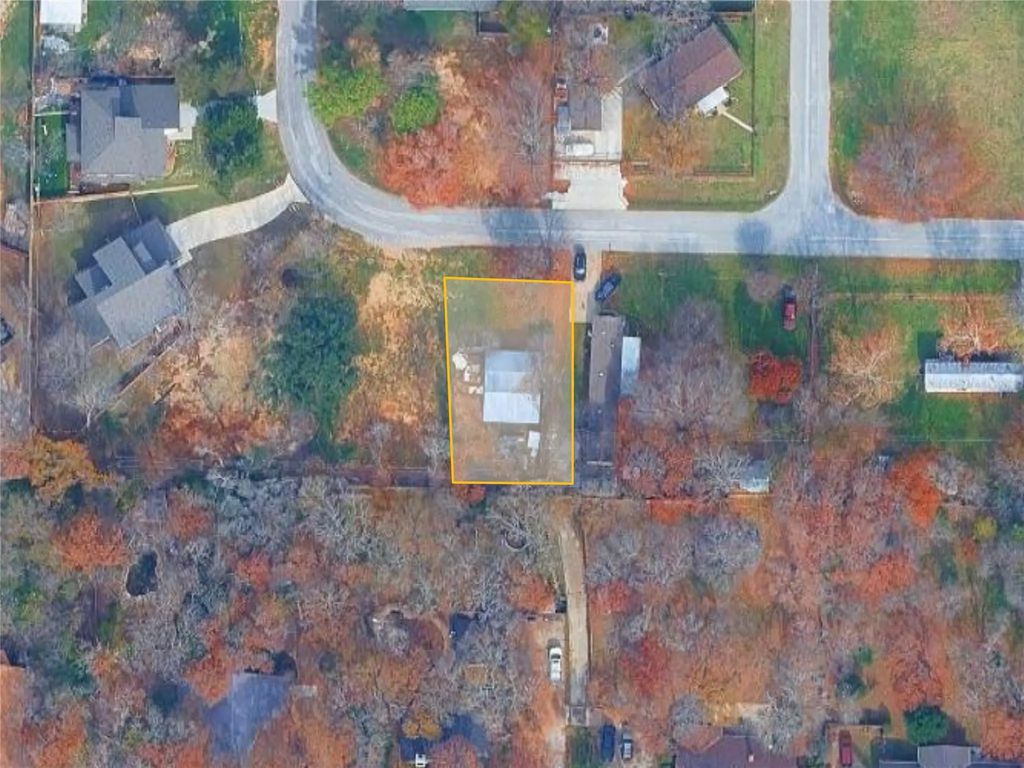 1752 Highland Drive W, Keller