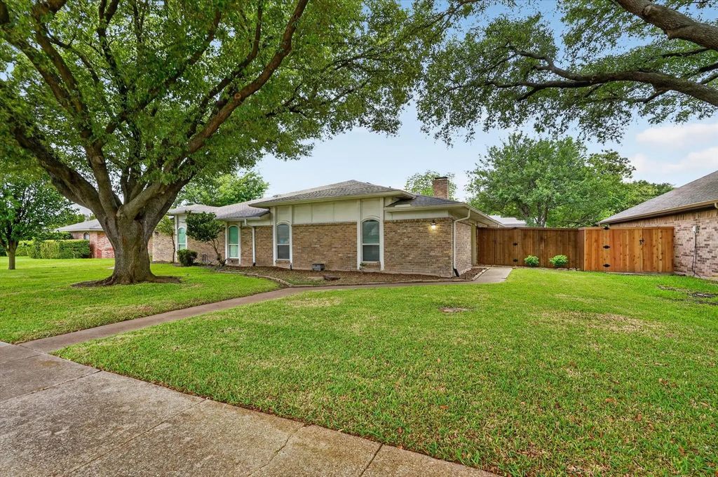 3341 Lanarc Drive, Plano