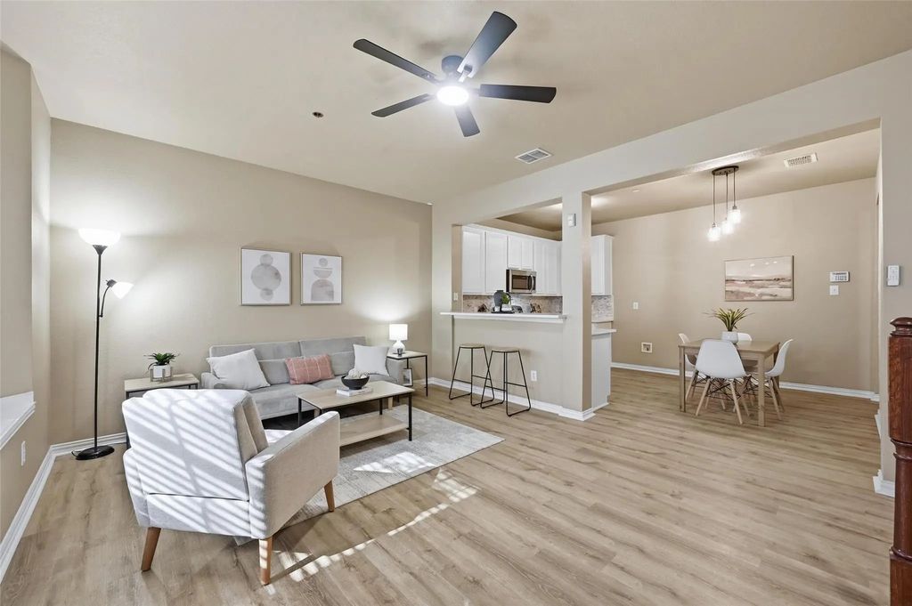 2522 Durango Ridge Drive, Bedford