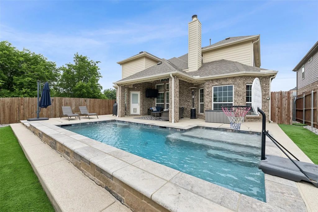 9304 Tunilla Court, Fort Worth