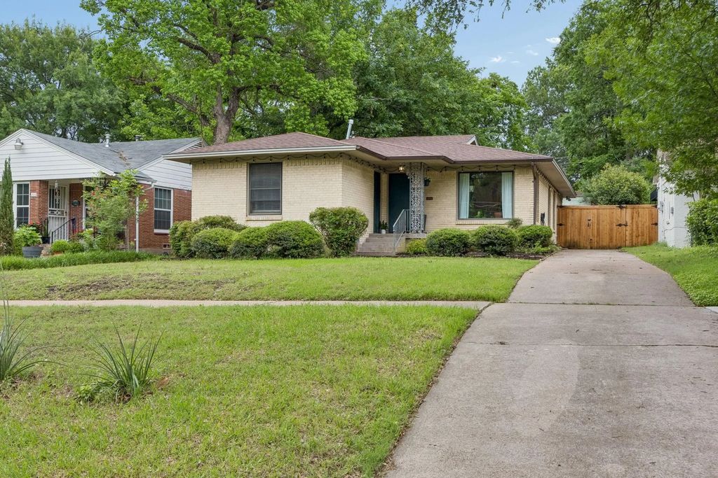 2006 Elmwood Boulevard, Dallas