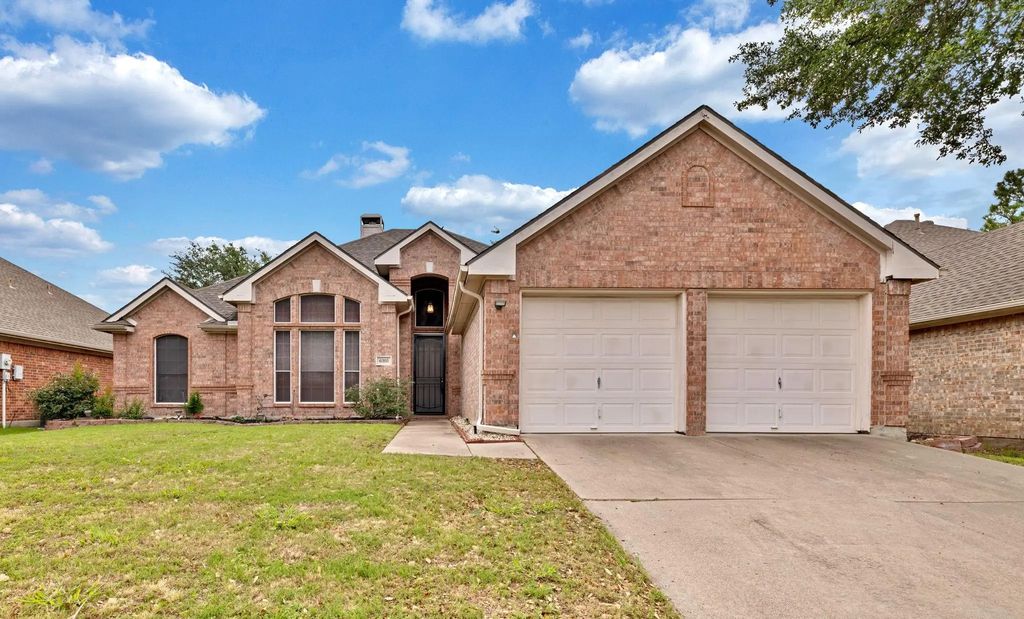 6305 Clear Pool Drive, Arlington