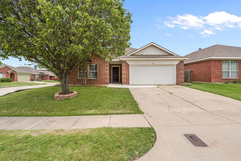 4117 Chelan Court, Fort Worth