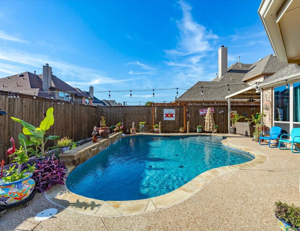 1704 Yarmouth Lane, Mansfield