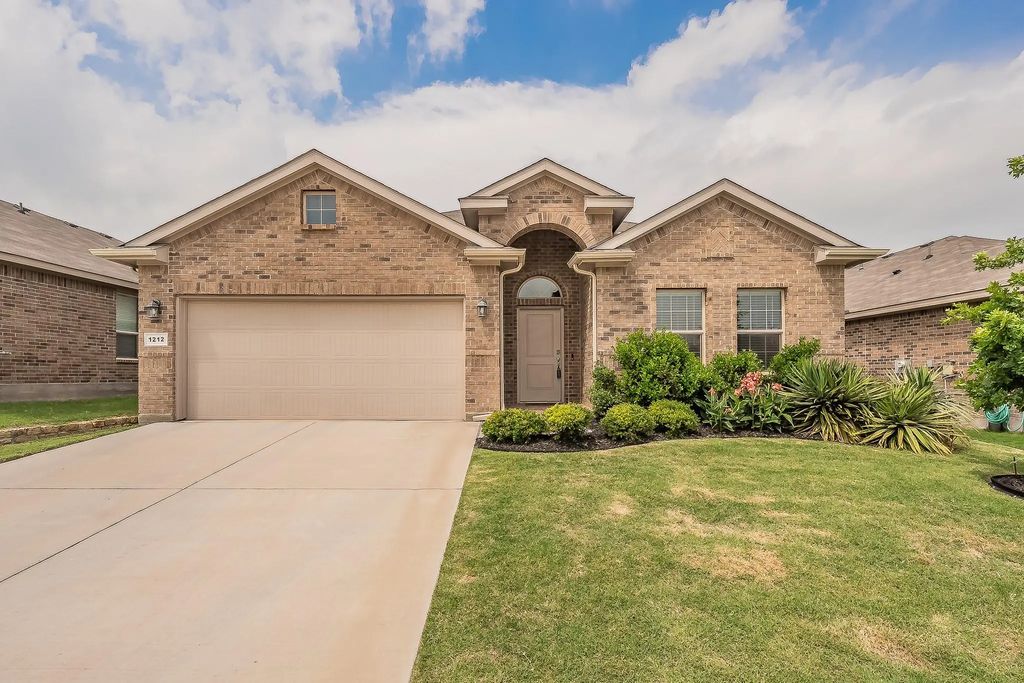 1212 Bosque Lane, Weatherford