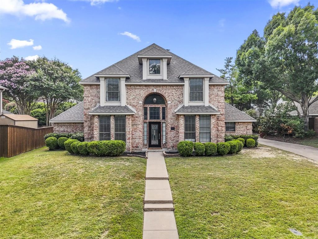 131 Sandy Creek Drive, DeSoto