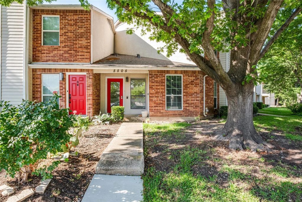 5505 Live Oak Street 107, Dallas