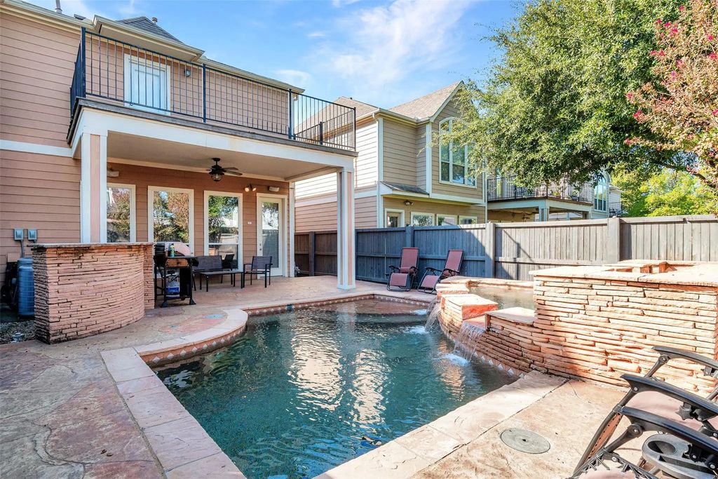 4423 W University Boulevard, Dallas