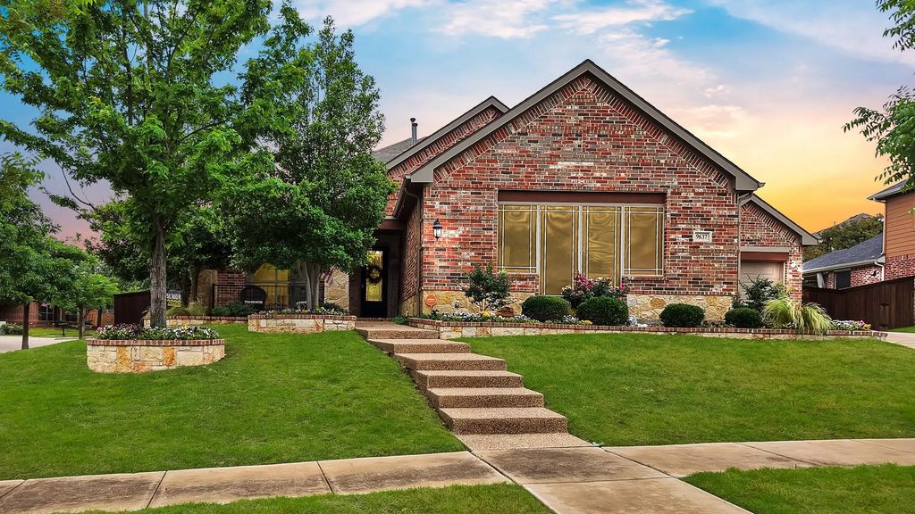 9637 Barksdale Drive, Fort Worth
