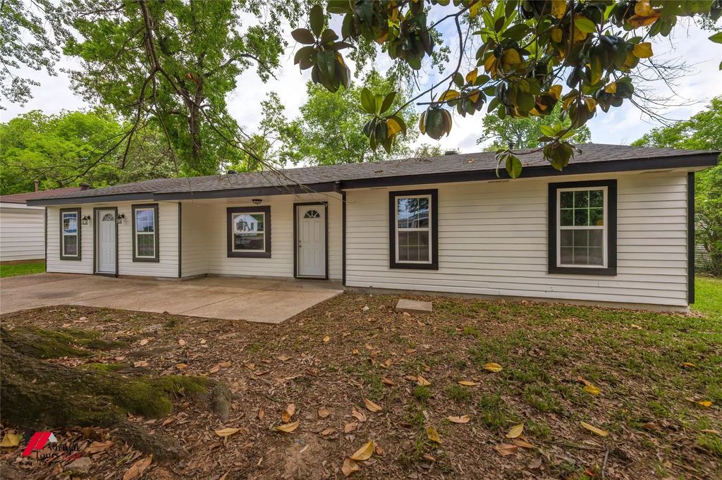 2908 Despot Road, Shreveport