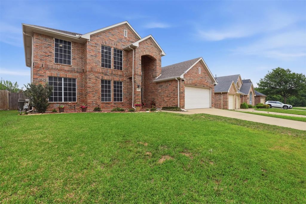2810 Hammond Drive, Grand Prairie