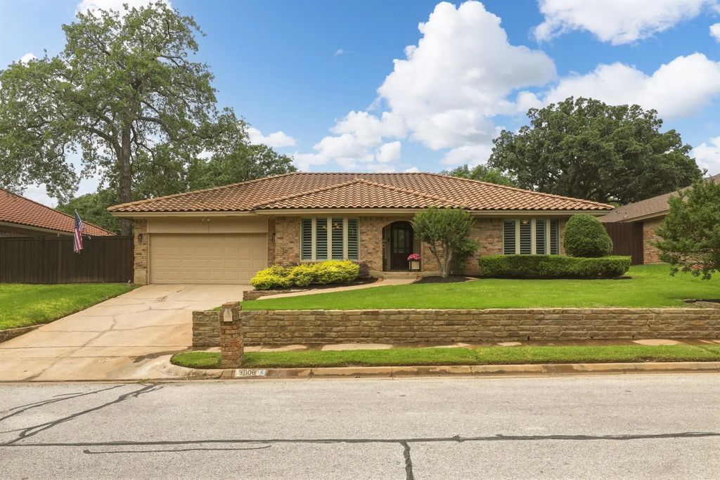 3009 Shenandoah Drive, Bedford