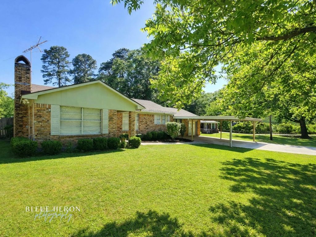 1865 Live Oak Drive, Shreveport
