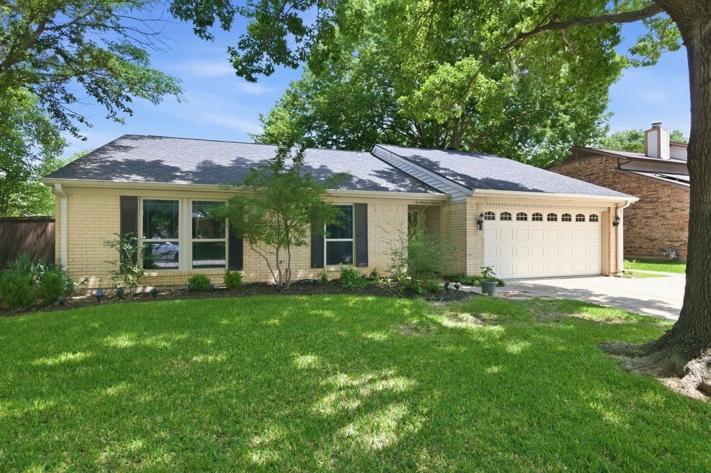 619 Heather Wood Drive, Grapevine