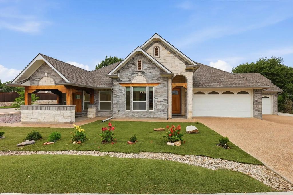 4436 Lakeside Drive, The Colony