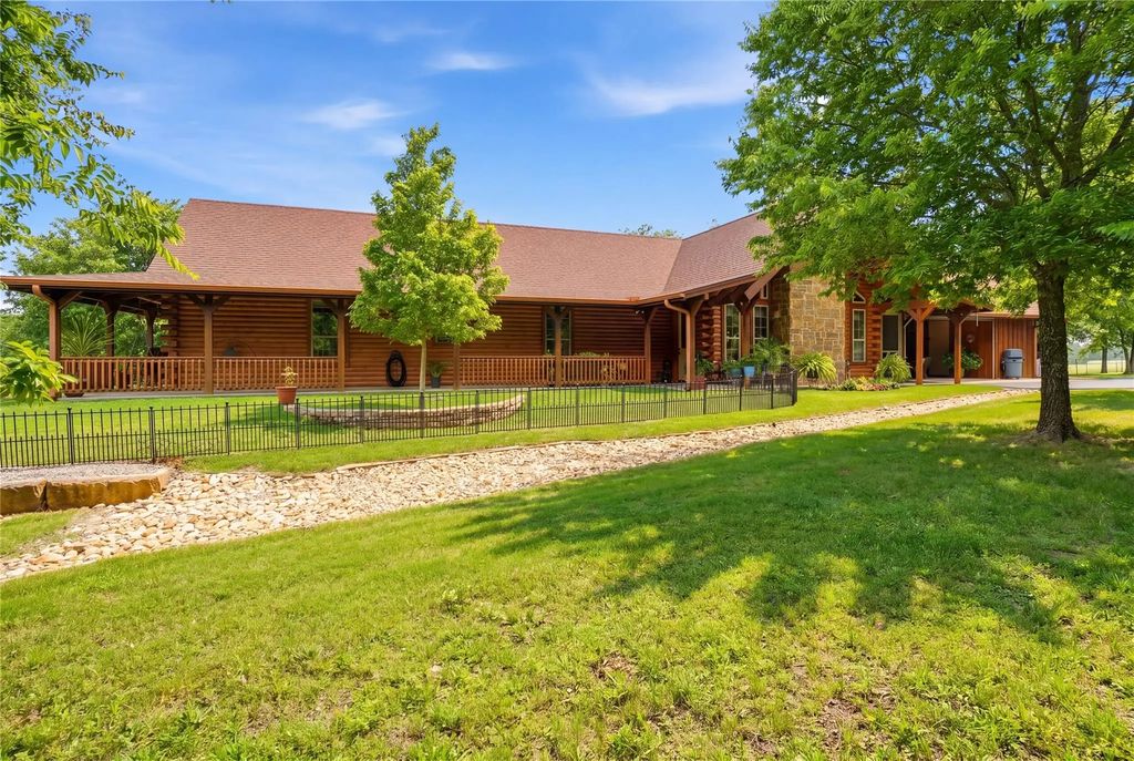 2411 Sweet Springs Road, Weatherford