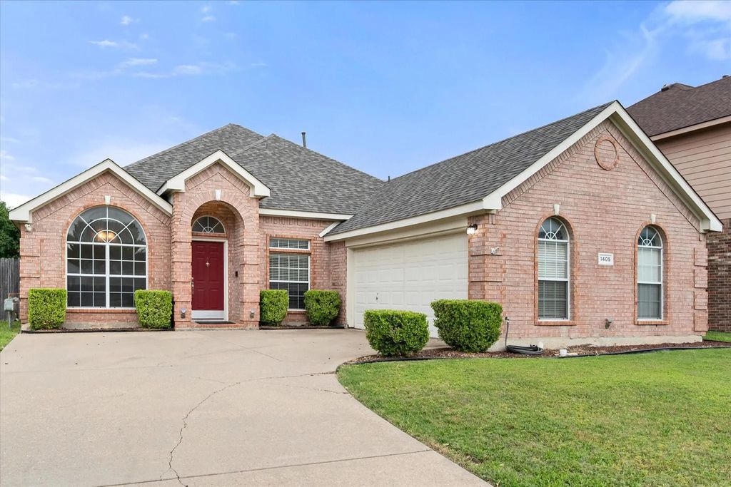 1405 Brighton Drive, Mansfield