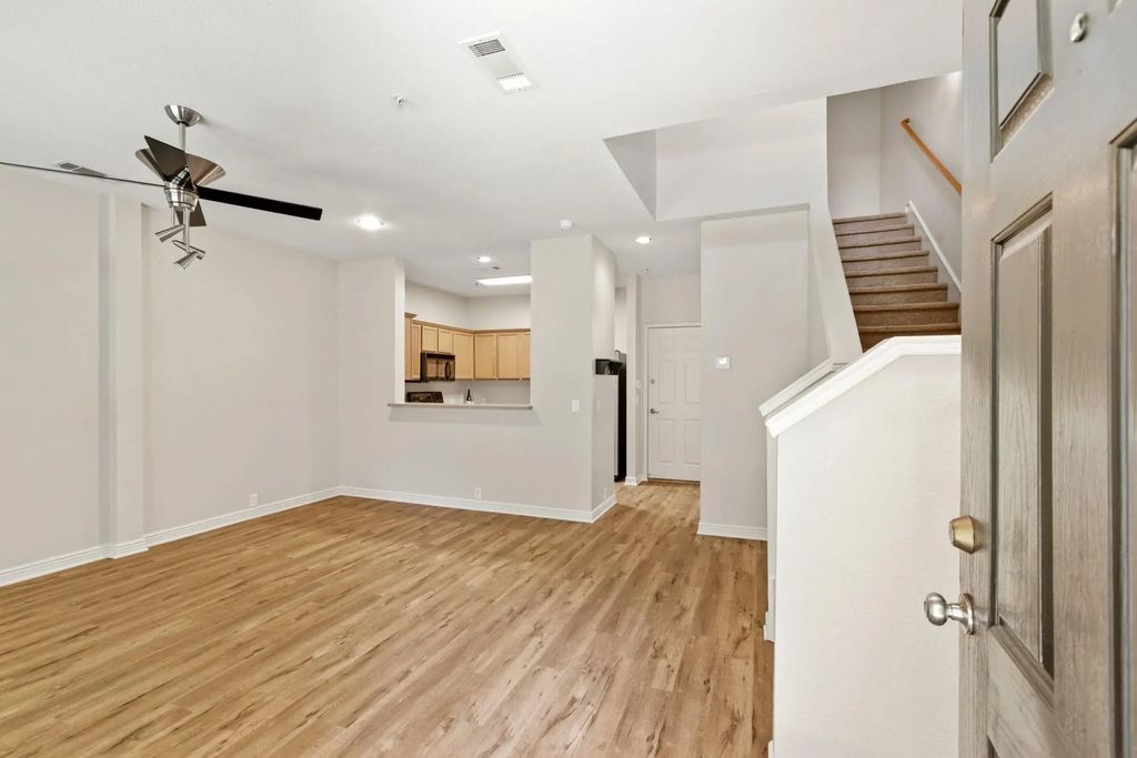 2209 Stoneleigh Place, McKinney