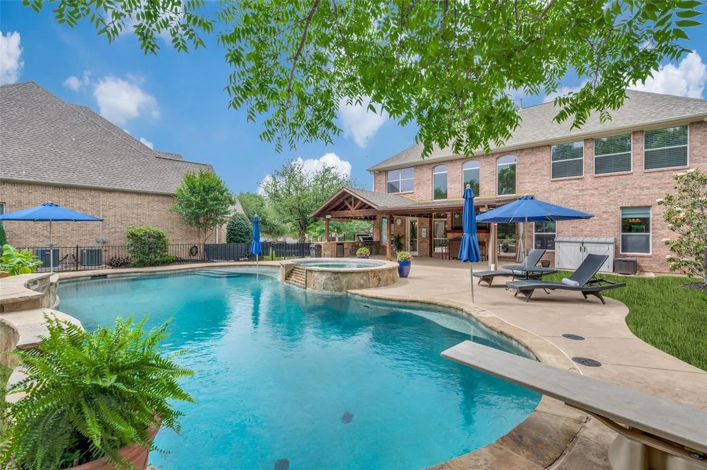 5304 Townsend Drive, Flower Mound