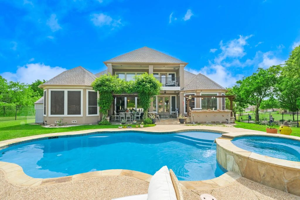 9111 Cliffside, Grand Prairie
