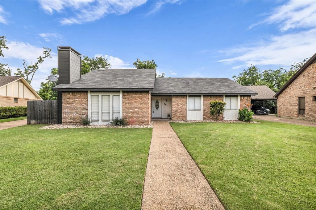 913 Montclair Drive, Waco