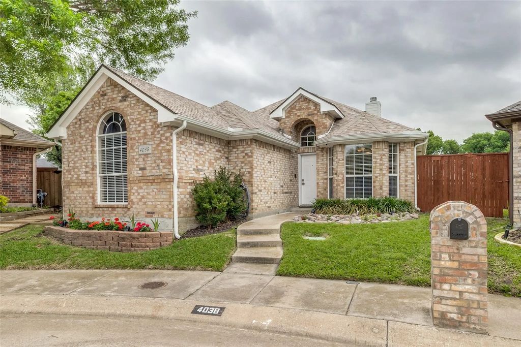 4038 Midrose Trail, Dallas