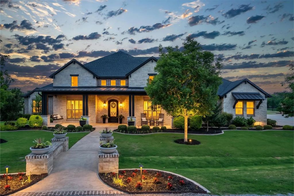 200 Kylie Lane, Copper Canyon