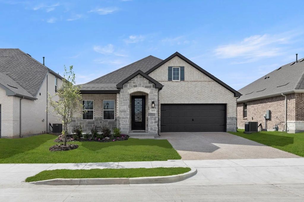 2411 Daisy Lane, Melissa