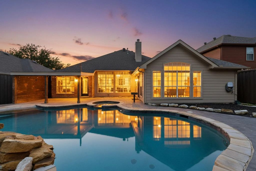 5915 Fieldcrest Lane, Sachse