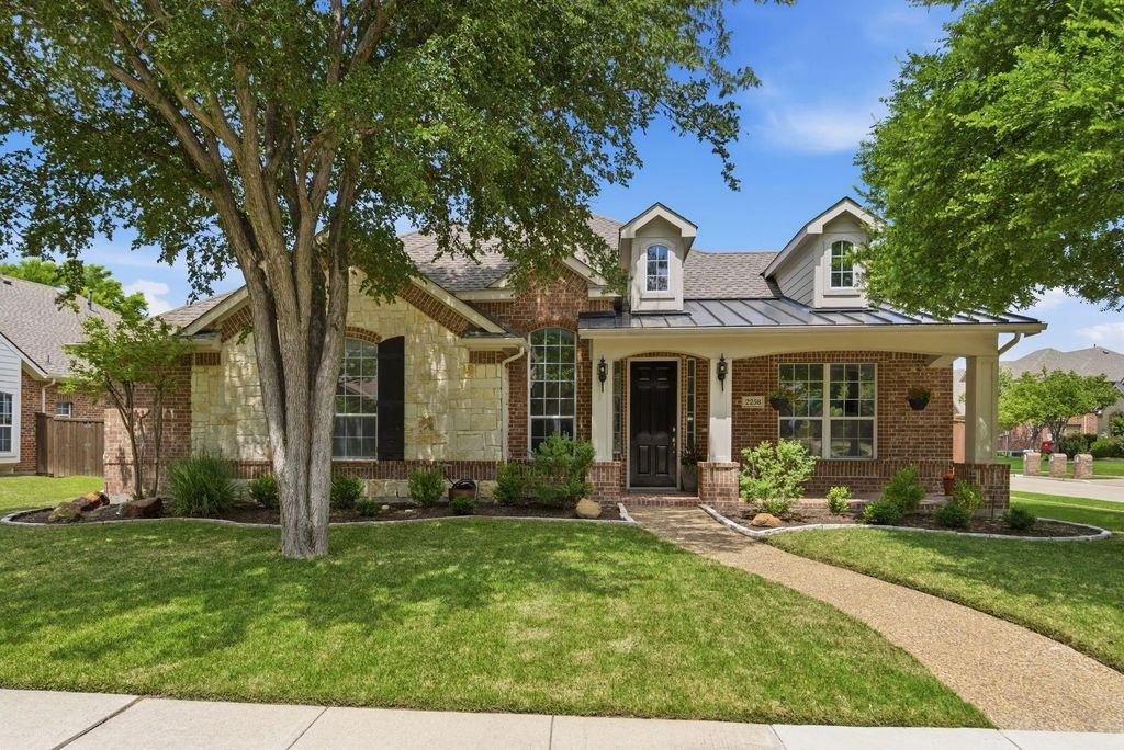 2258 Crowbridge Drive, Frisco