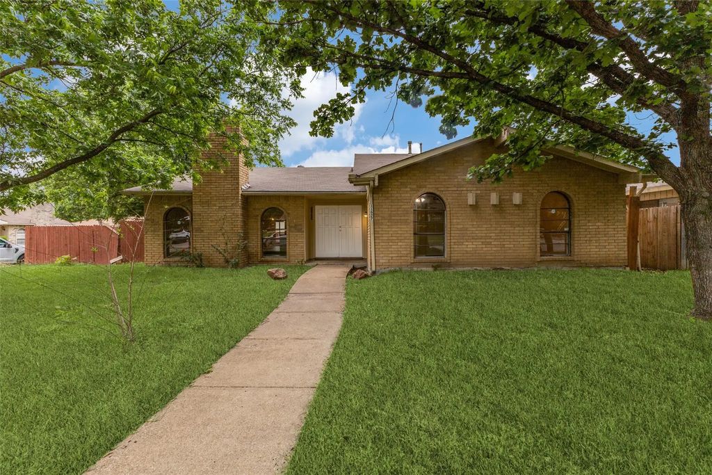 11627 Cotillion Drive, Dallas