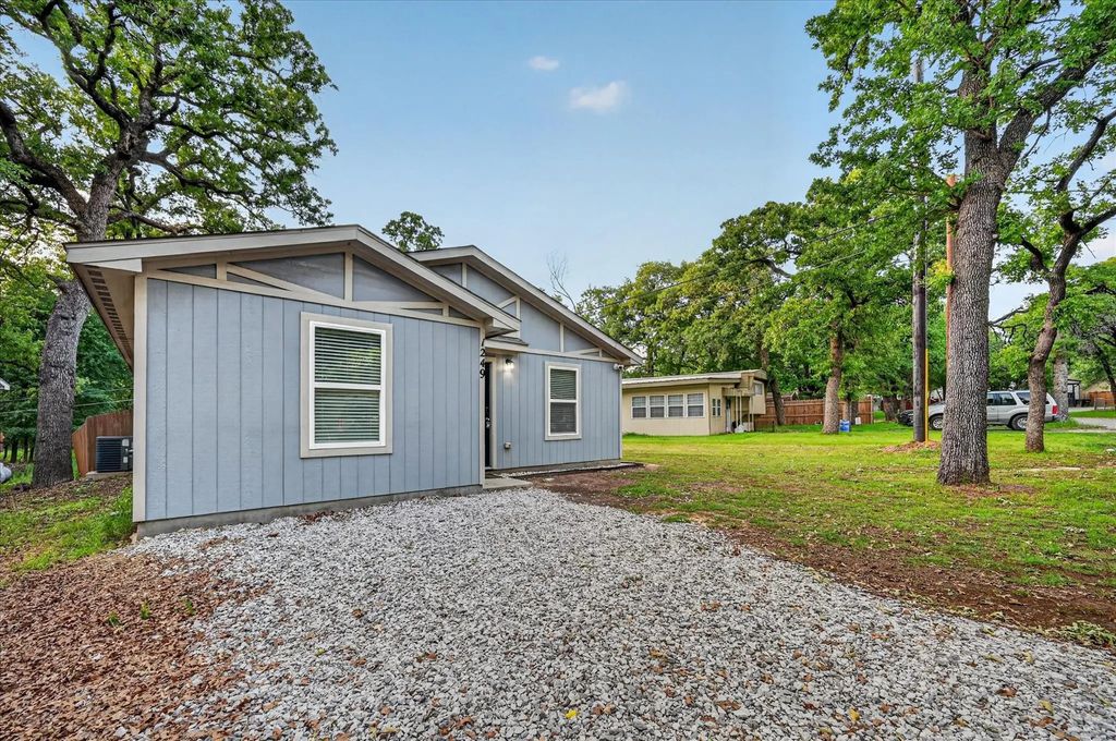 1249 Lindale Terrace, Pelican Bay