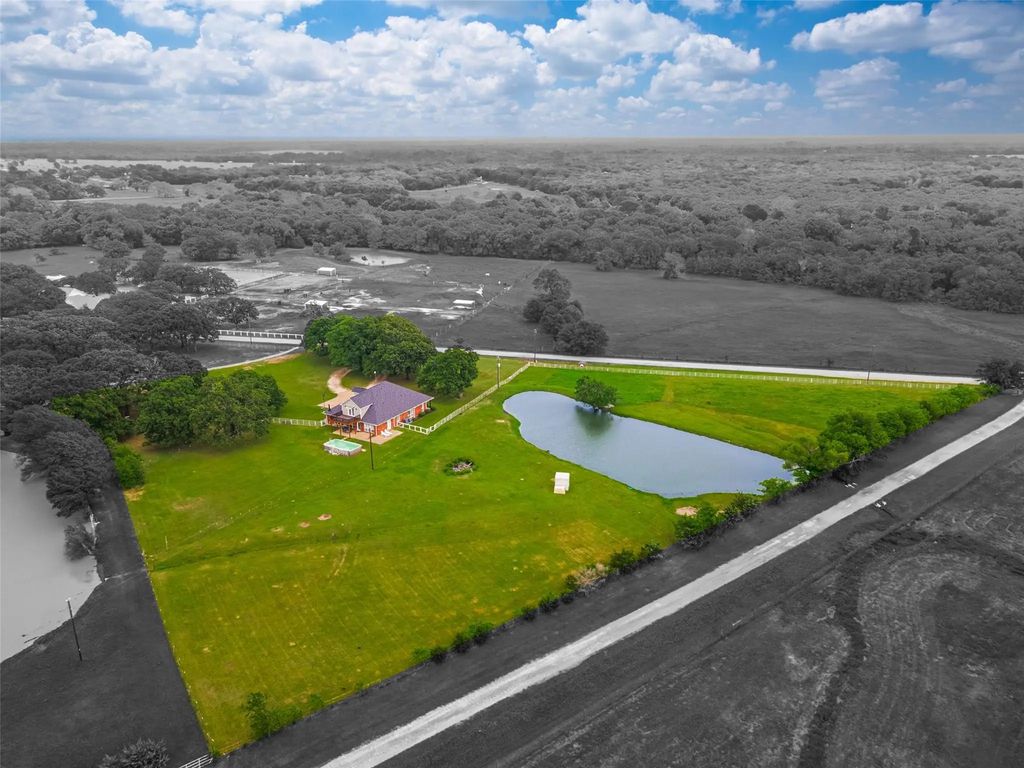9412 Private Road 2425, Poetry