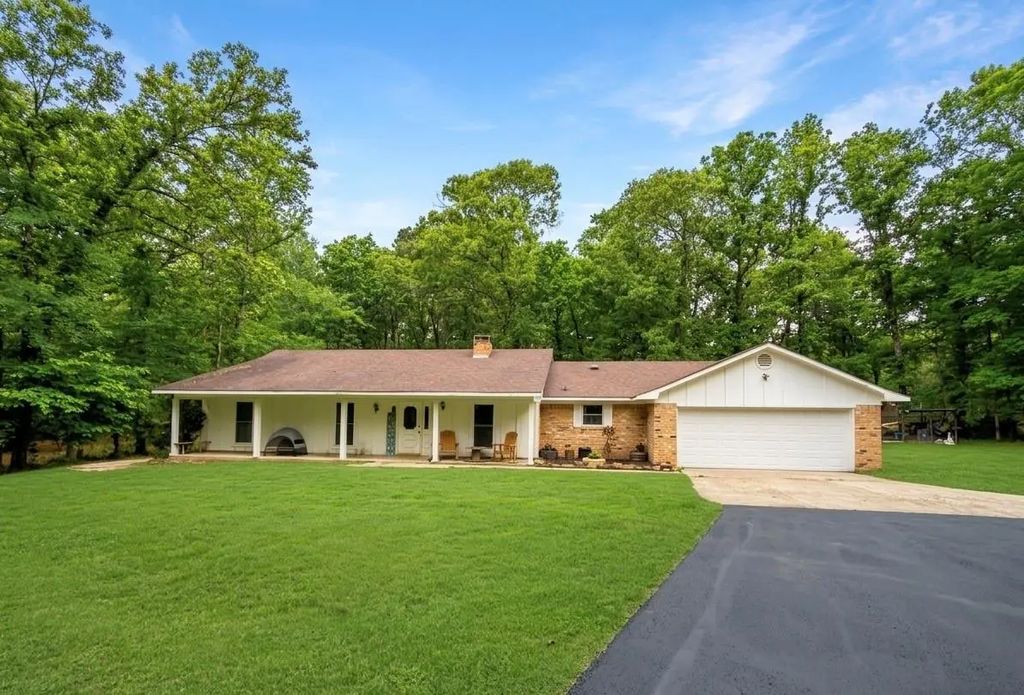 4312 Circle Square Drive, Mooringsport