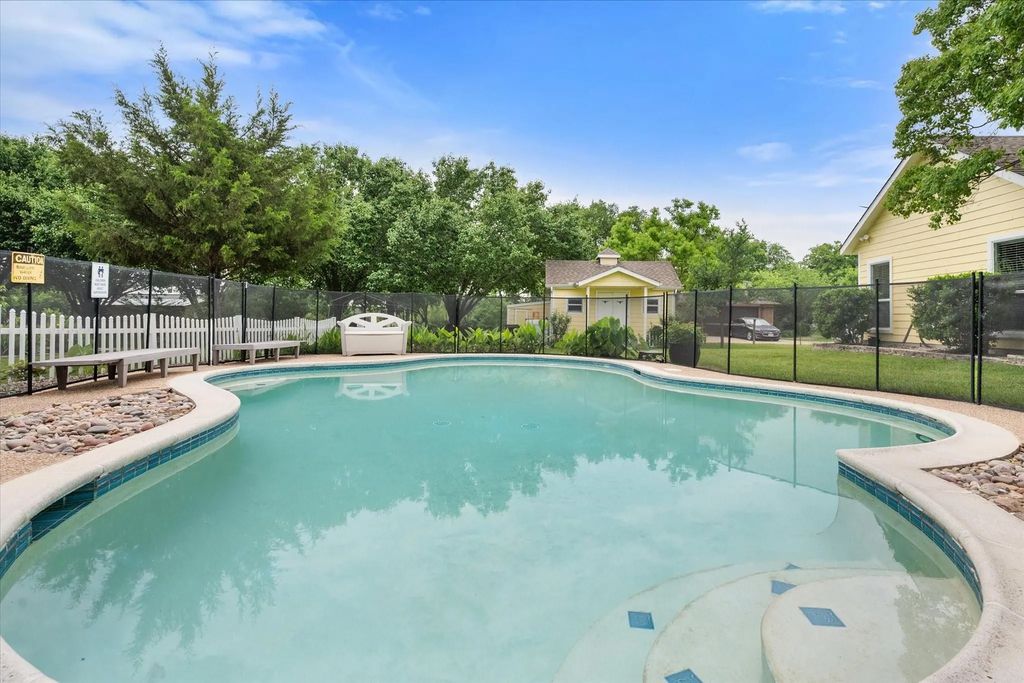801 Seeton Road, Mansfield