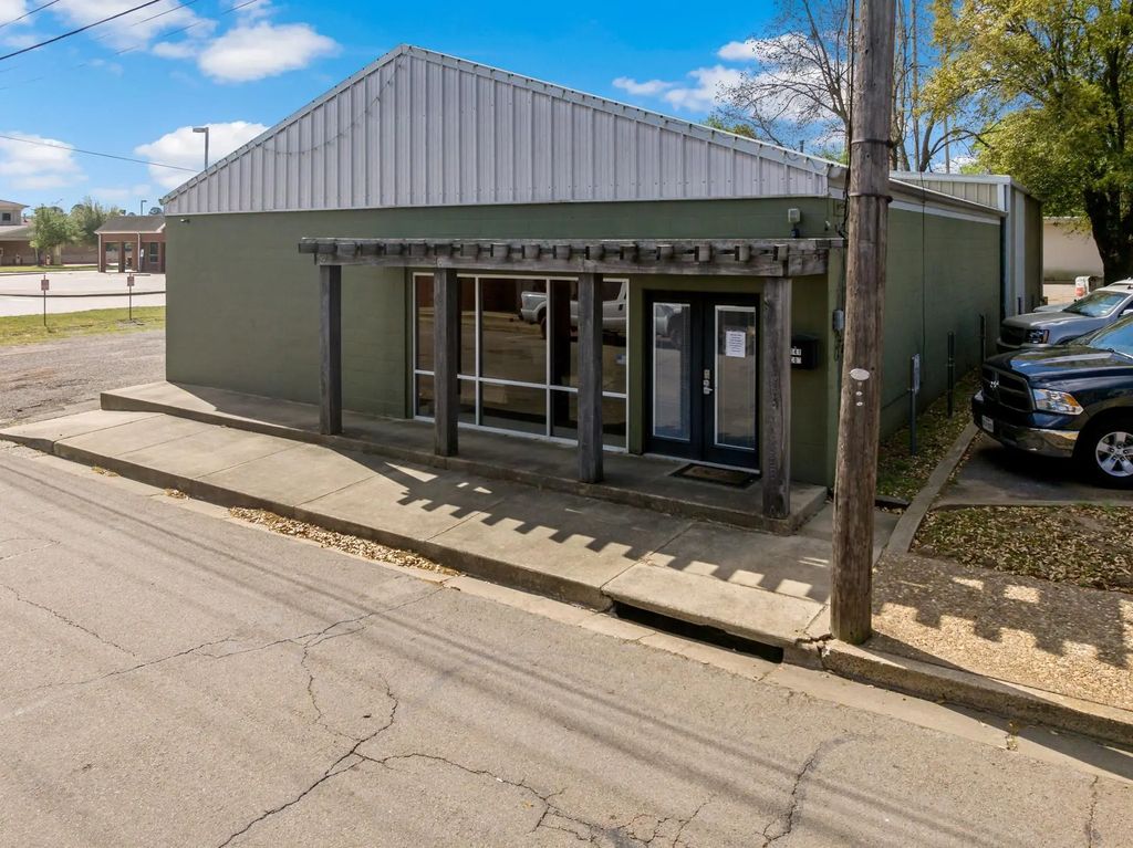 141 E Marshall, Pittsburg