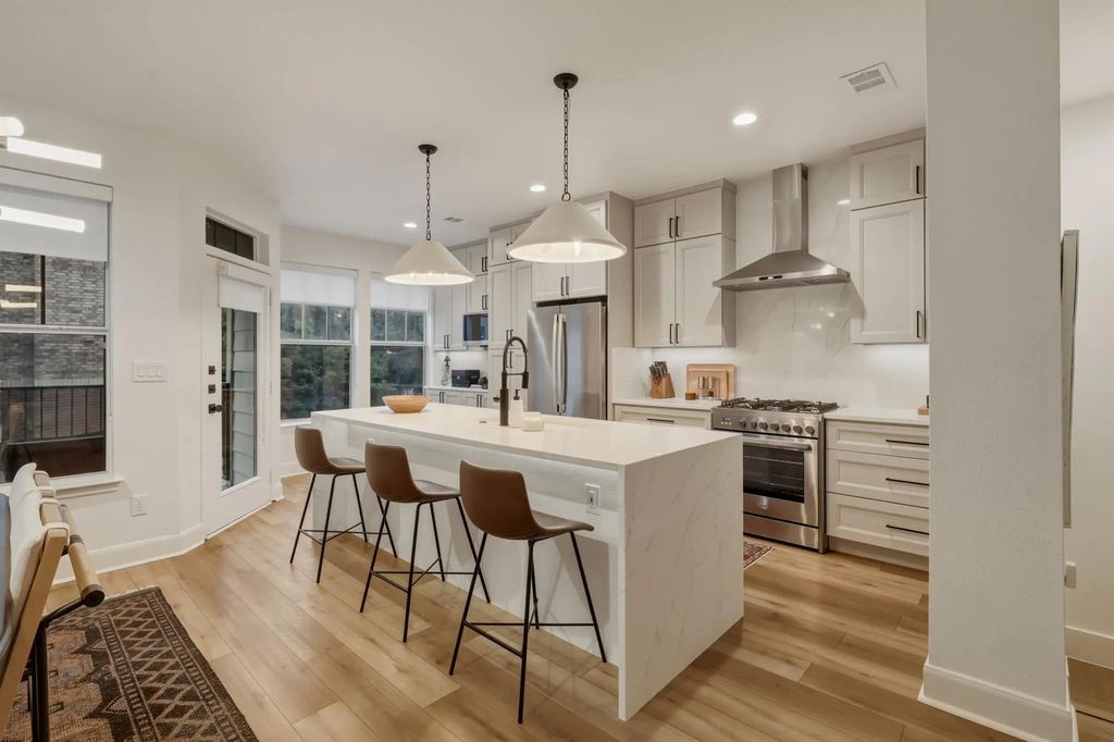 4904 Live Oak Street 2, Dallas