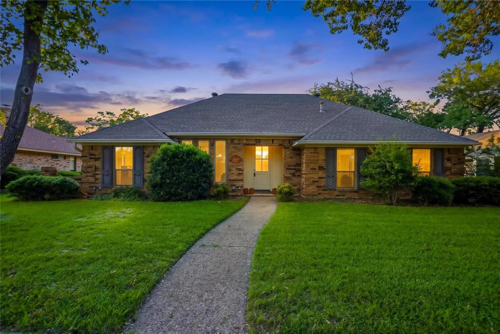 217 Willowcrest Drive, Garland