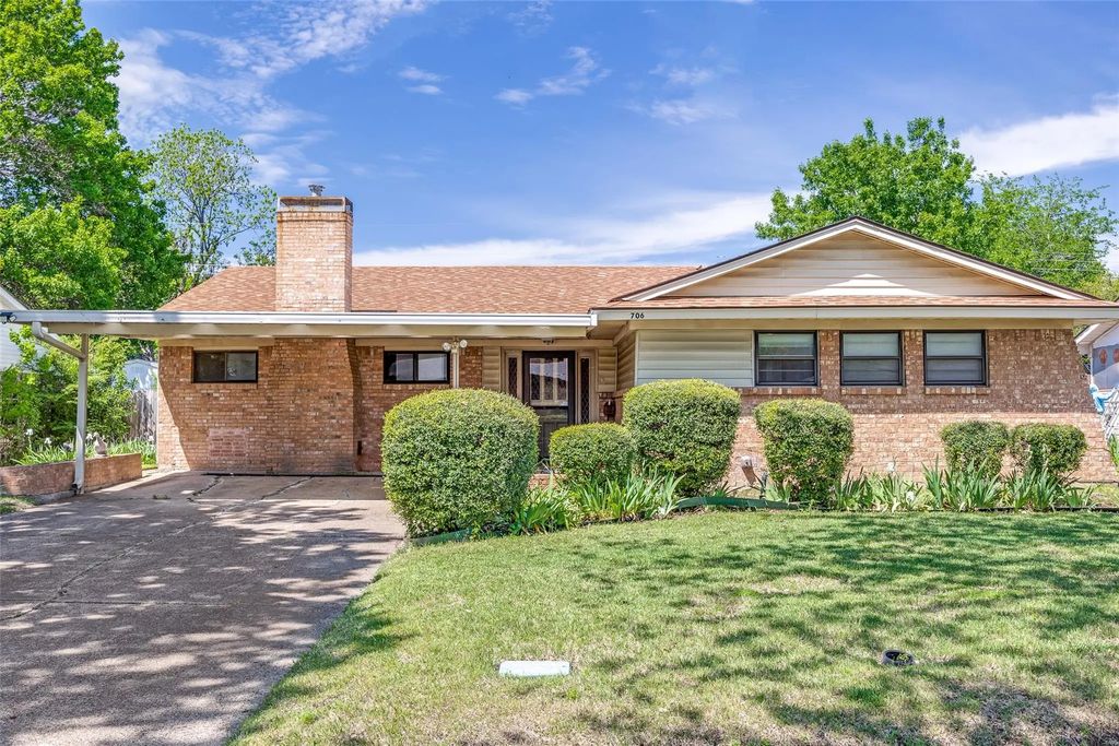 706 Gaylewood Drive, Richardson