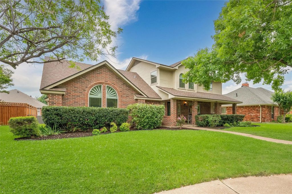 2516 Willowdale Drive, Carrollton