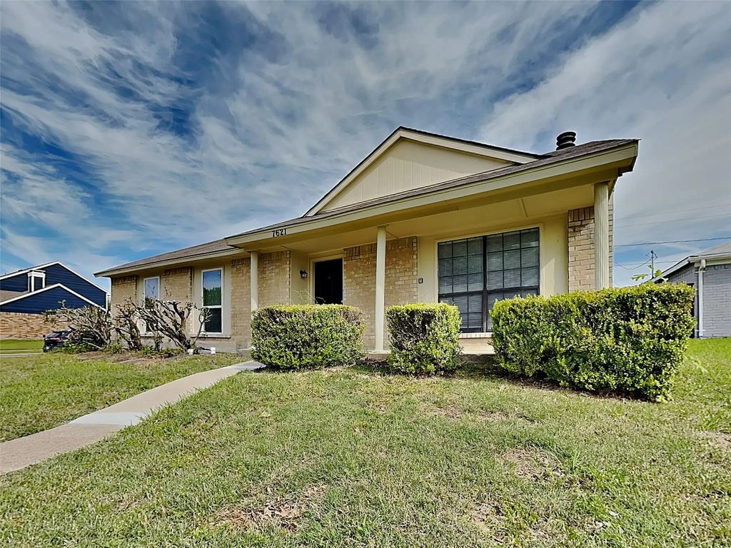 7621 Pebble Beach Drive, Rowlett