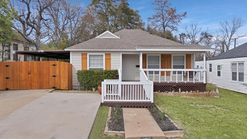 2815 W 8th Street, Dallas