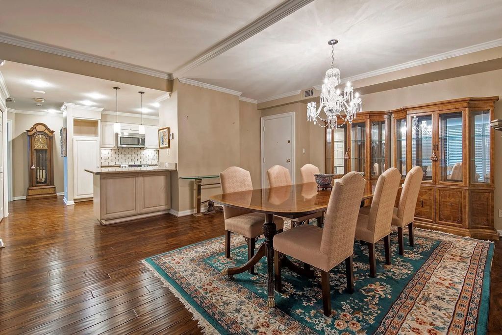 5200 Keller Springs Road 520, Dallas