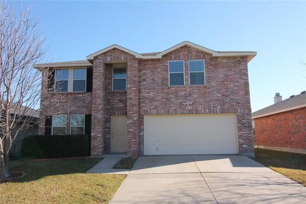 9125 Riding Stable Lane, Fort Worth